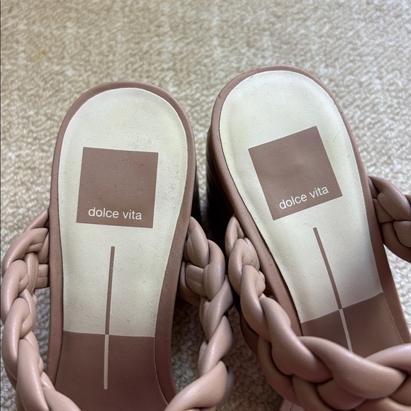 Dolce Vita Women's Braided Beige Sandals - Picture 4 of 7